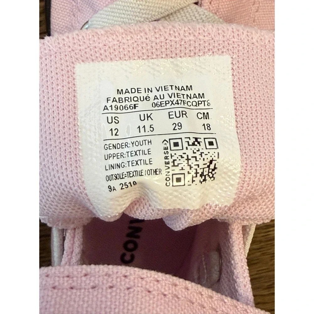 Converse Chuck Taylor All Star High Top Pink Heart Embroidery Kids Shoes 12 Y
